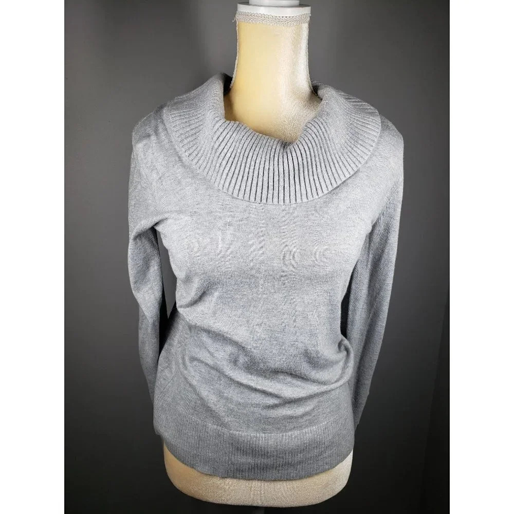 White House Black Market Gray Sweater With Buttons Down Sleeve.